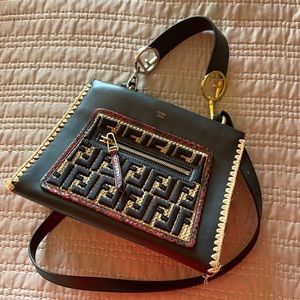 FENDI Habdbag Black Leather with Raffia